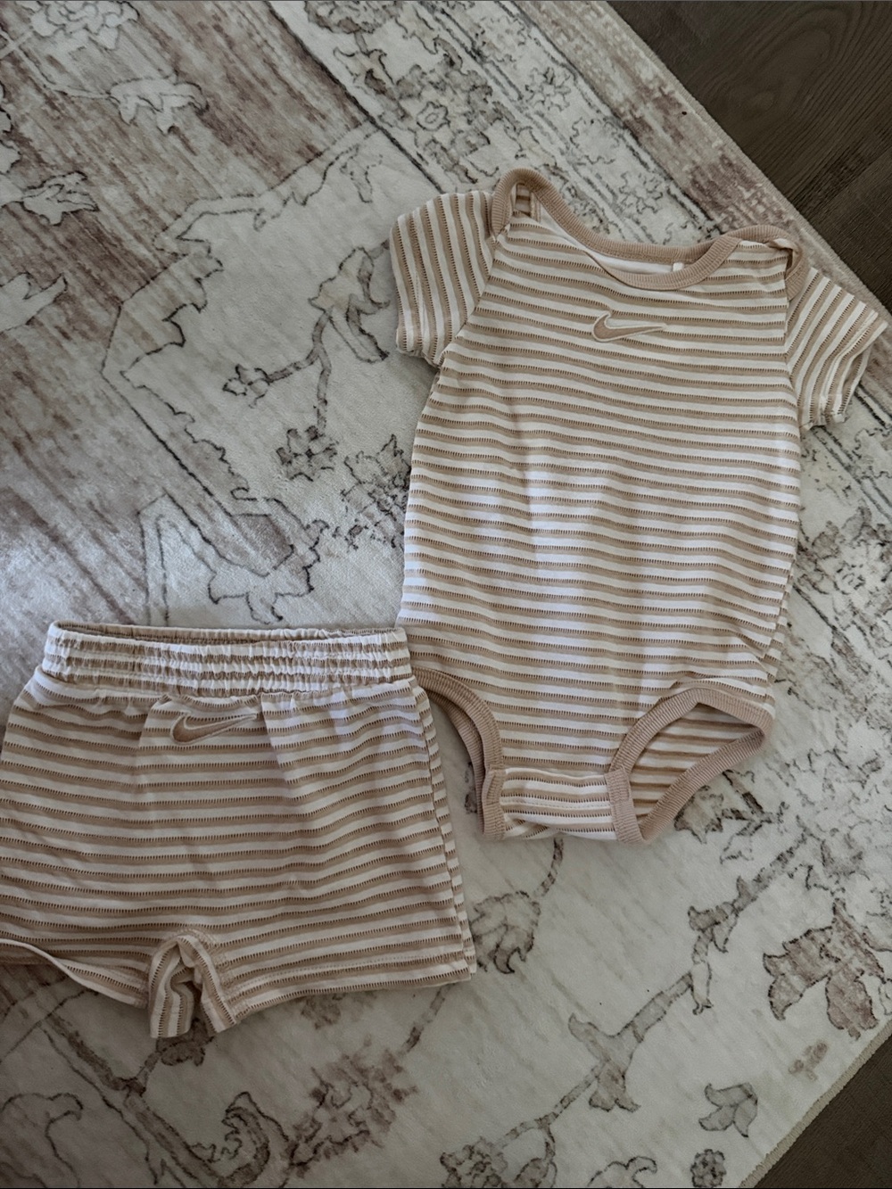 Nike Kids Beige & White Striped Bodysuit and Shorts Set